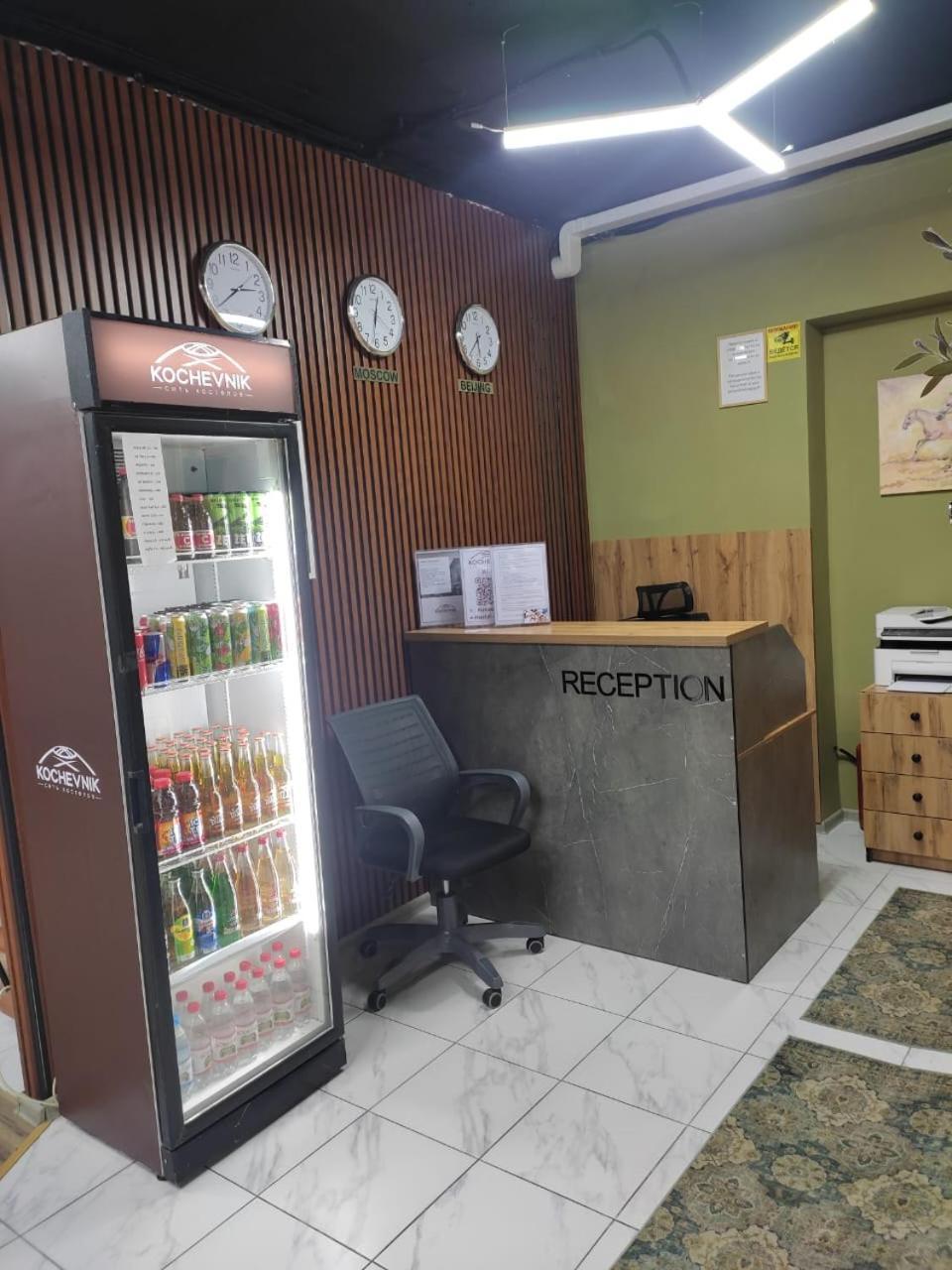 Hostel Kochevnik Capsule Hotel Almati Kültér fotó